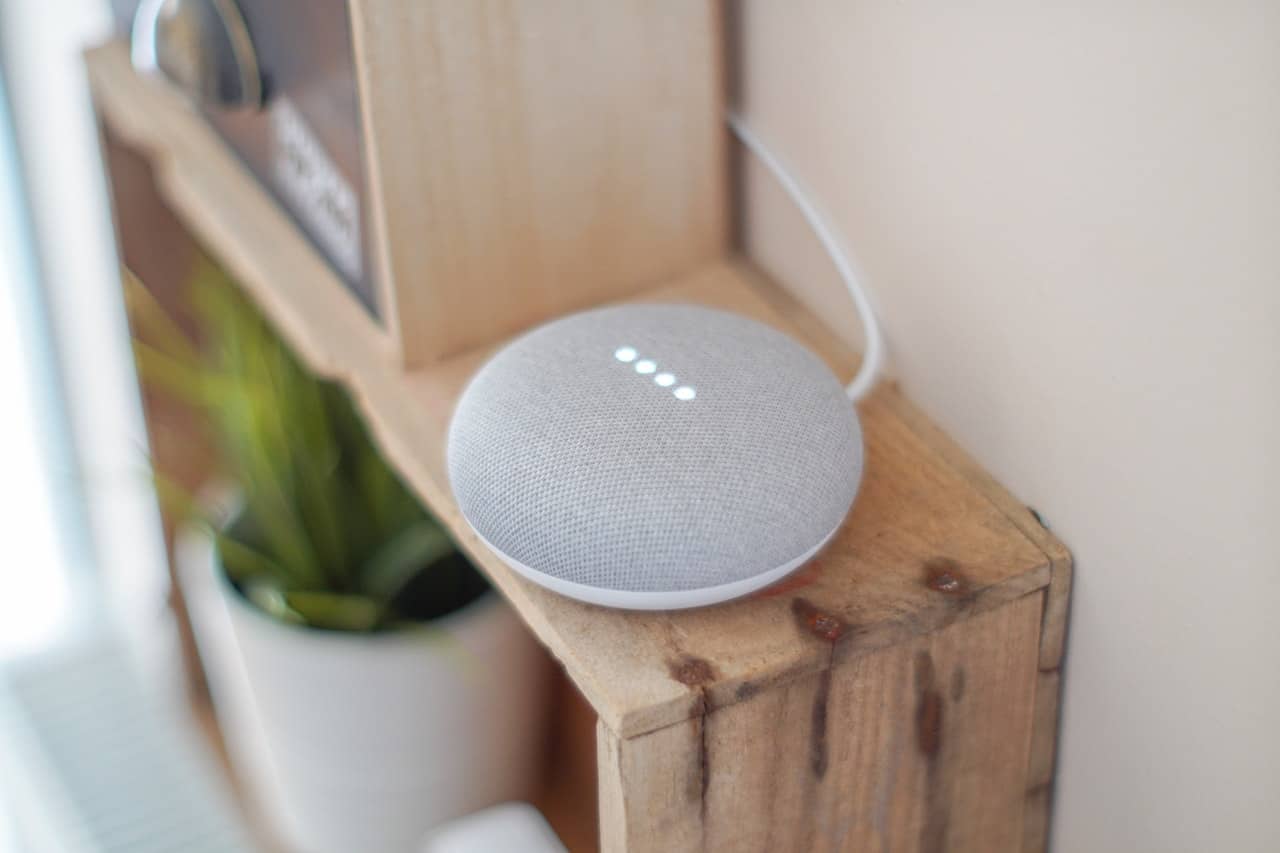 home-voice-search-assistant home-voice-search-assistant
